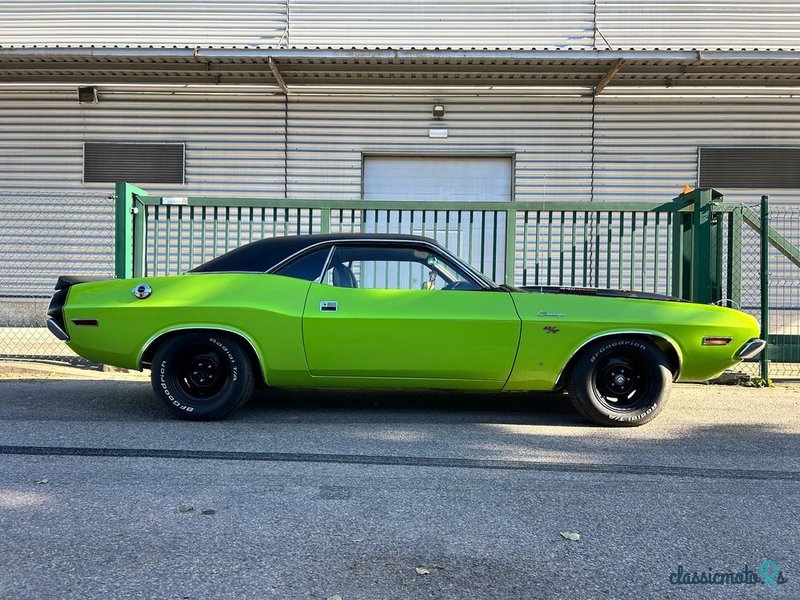 1970' Dodge Challenger photo #3