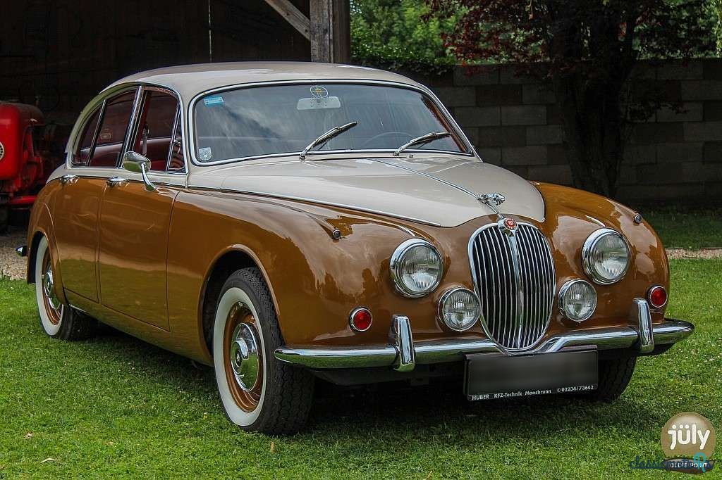 1968' Jaguar Mk II photo #1