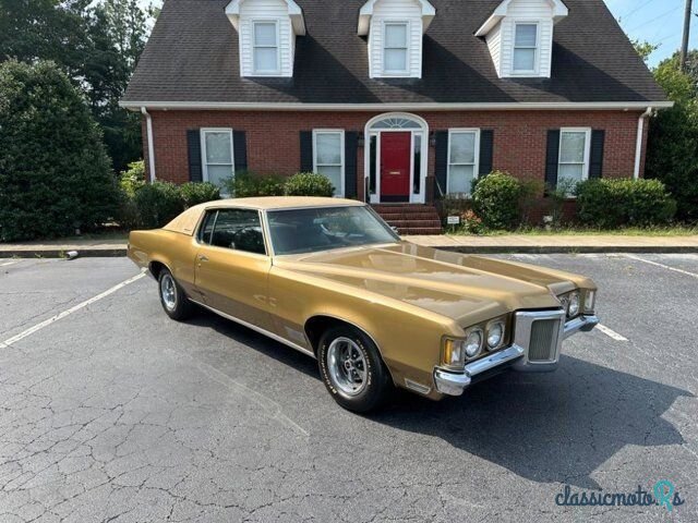 1970' Pontiac Grand Prix photo #2