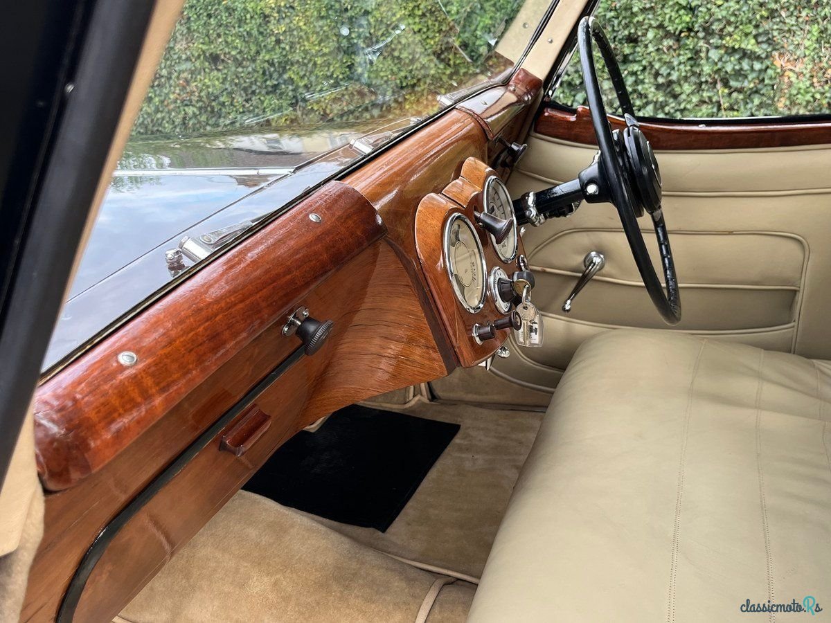 1947' Triumph Roadster photo #6