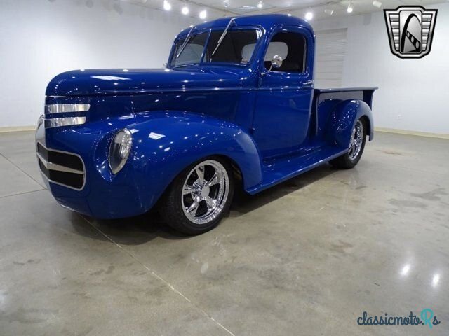 1940' Chevrolet photo #2