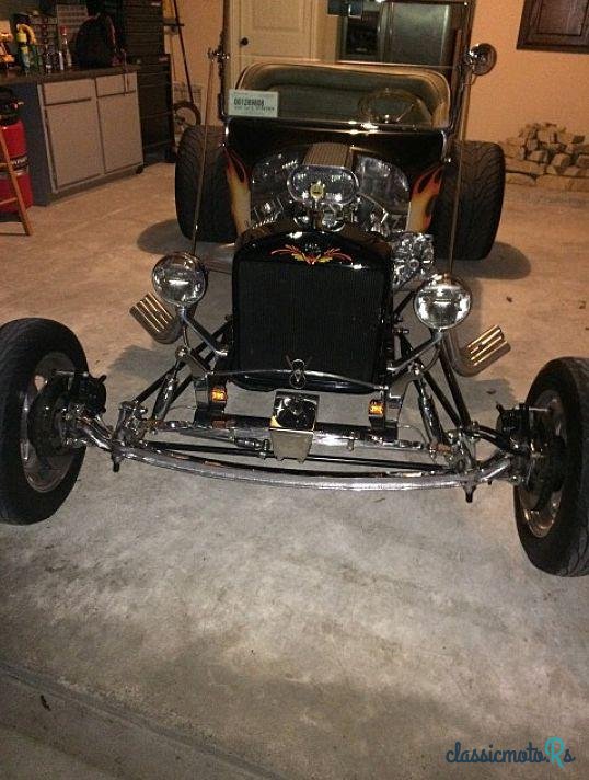 1923' Ford Model T photo #1