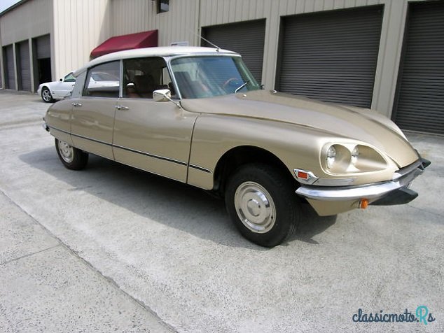 1970' Citroen DS 21 photo #2
