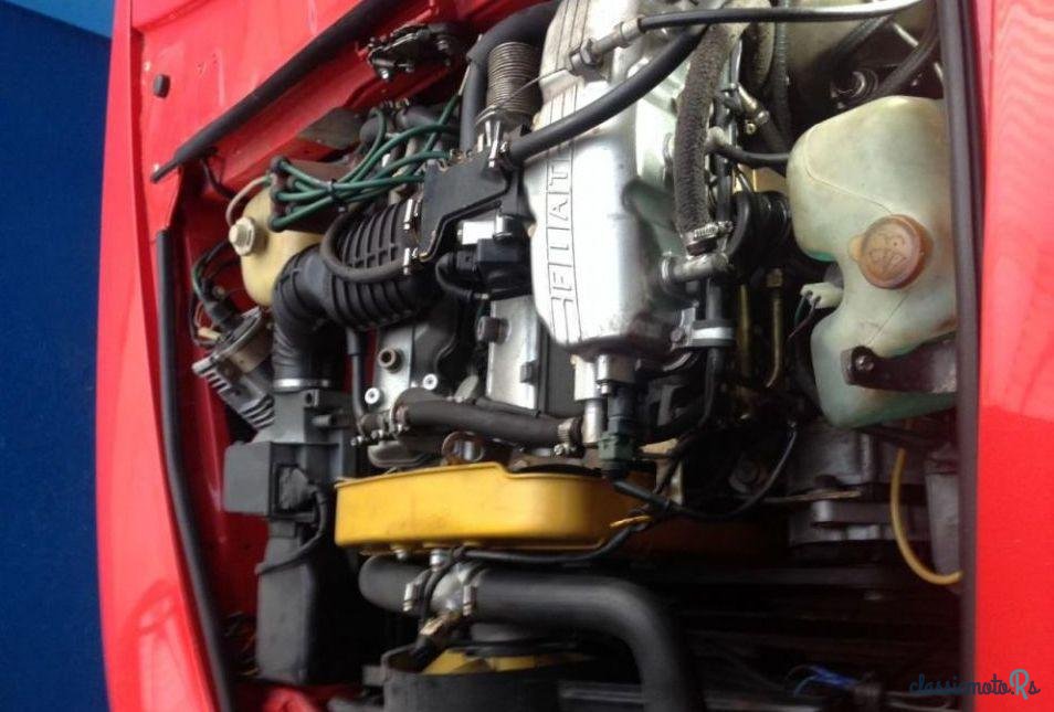 1980' Fiat 124 Spider 2000 Pininfarina photo #2