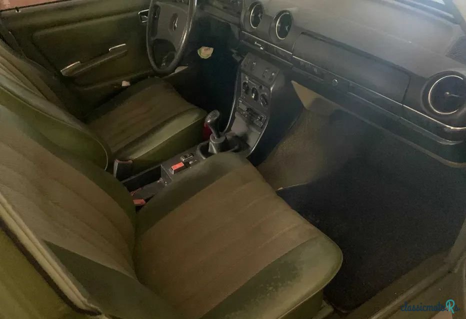 1979' Mercedes-Benz 200 photo #5