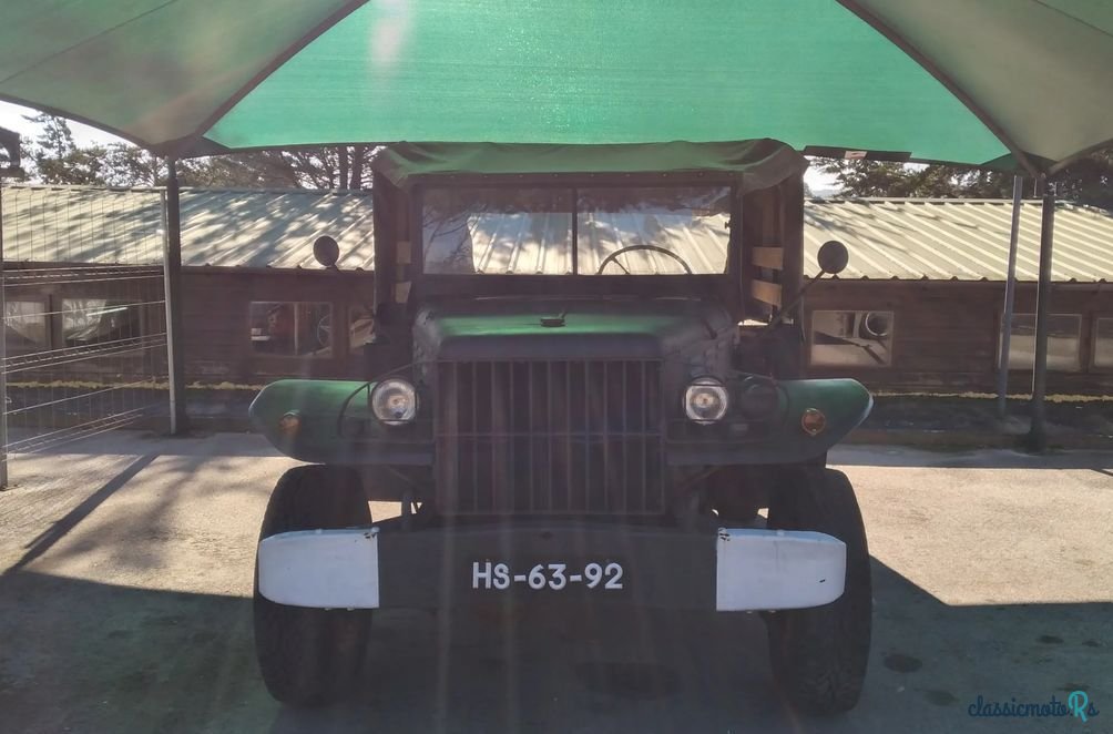 1943' Dodge Brothers photo #1