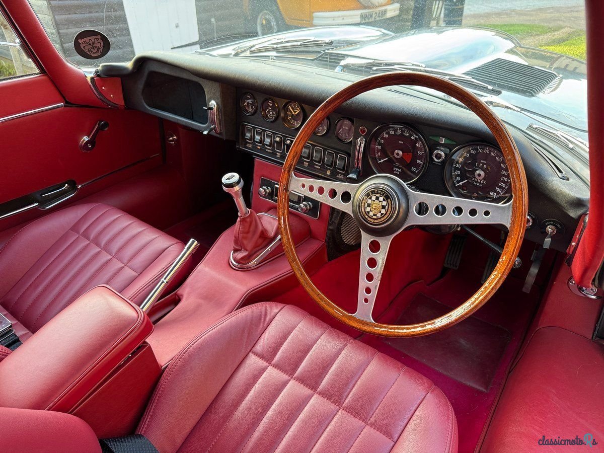 1967' Jaguar E-Type photo #5