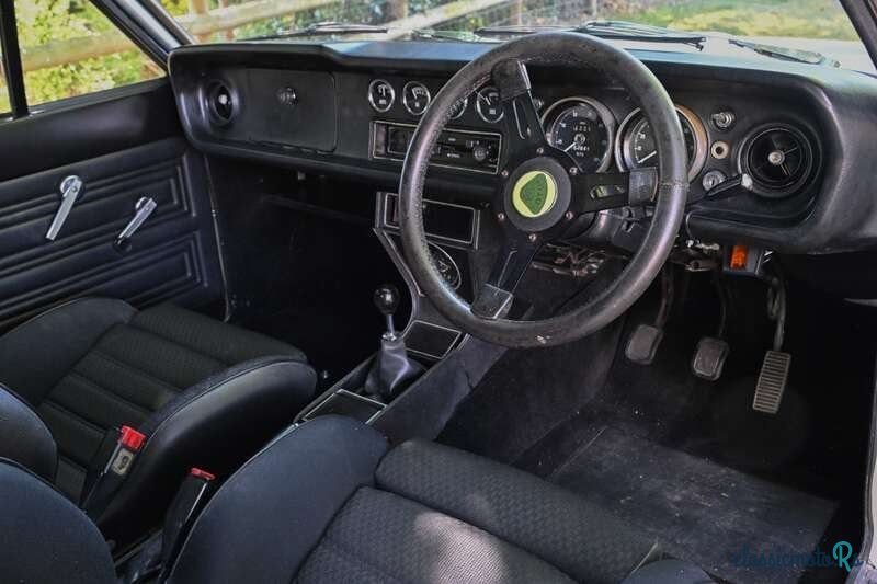 1968' Ford Cortina photo #3