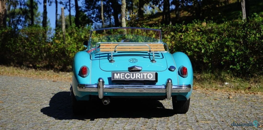 1957' MG MGA photo #5