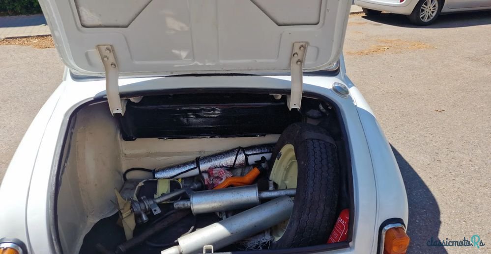 1976' Syrena 105 photo #3