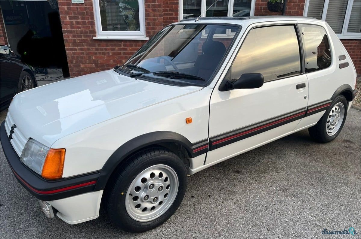 1986' Peugeot 205 photo #1