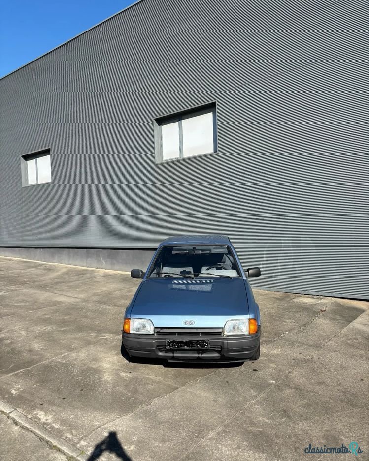 1988' Ford Escort 1.3 Cl photo #3