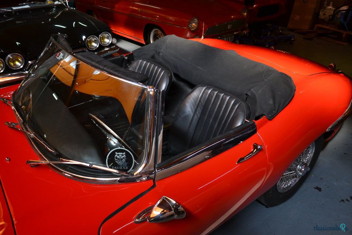 1966' Jaguar E-Type photo #3