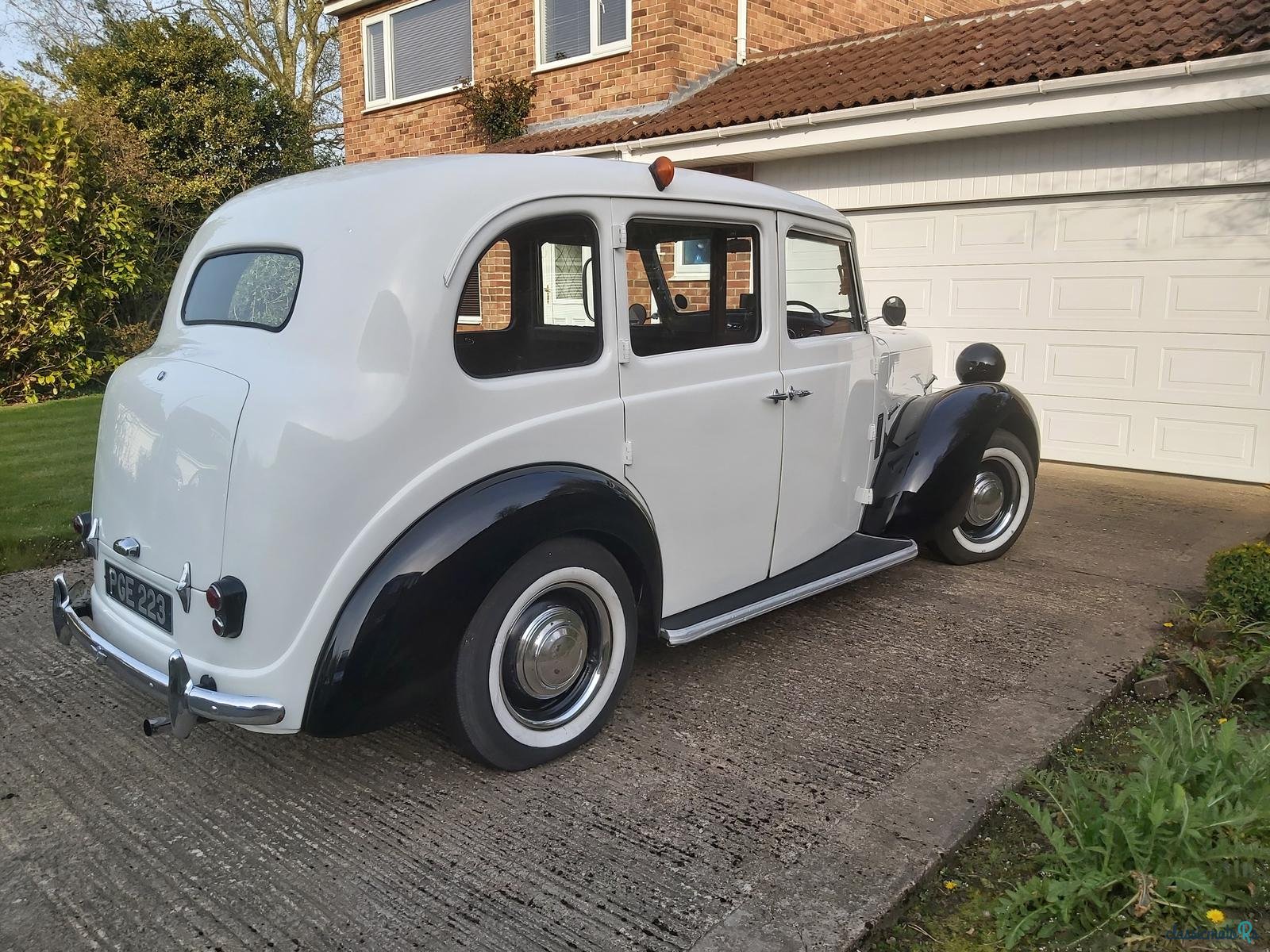 1956' Austin None photo #5