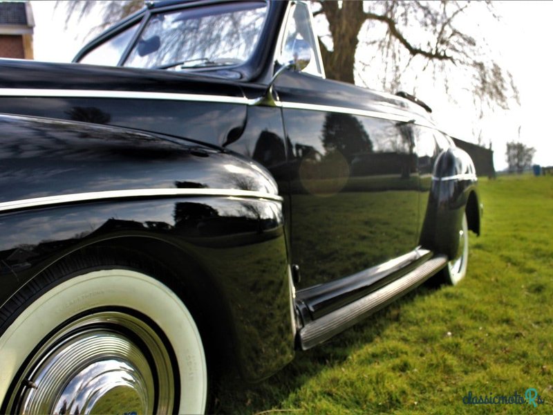 1941' Ford Super De Luxe photo #5