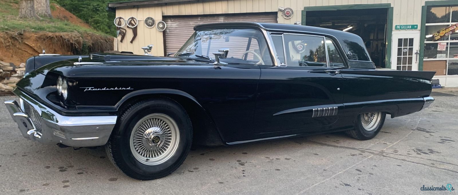 1958' Ford Thunderbird photo #3