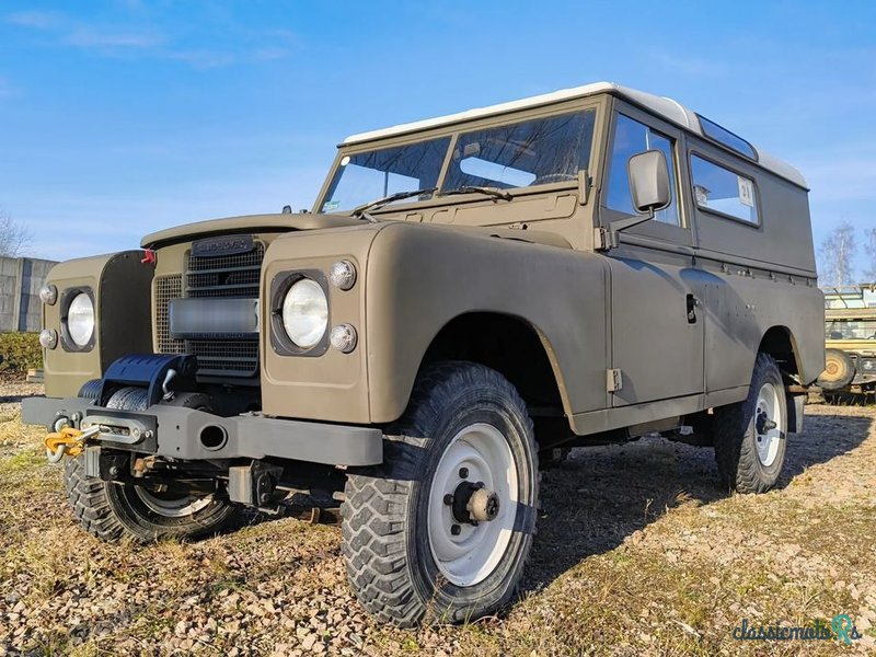 1975' Land Rover photo #1