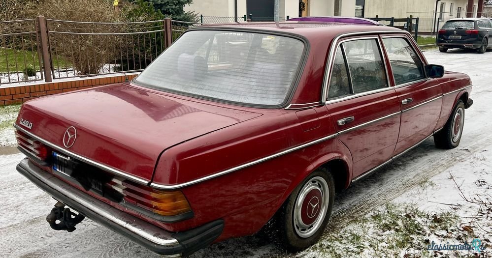 1976' Mercedes-Benz W123 photo #4