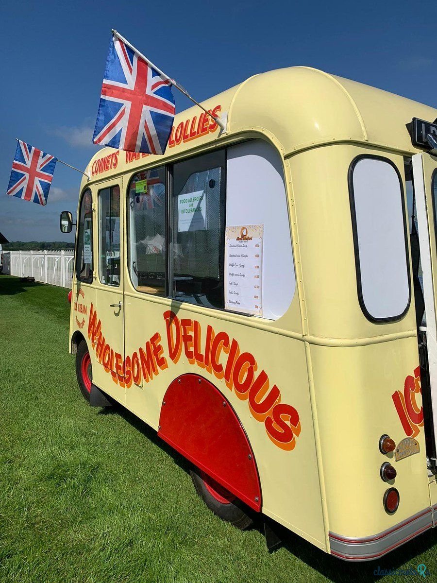 1954' Morris J Type photo #2