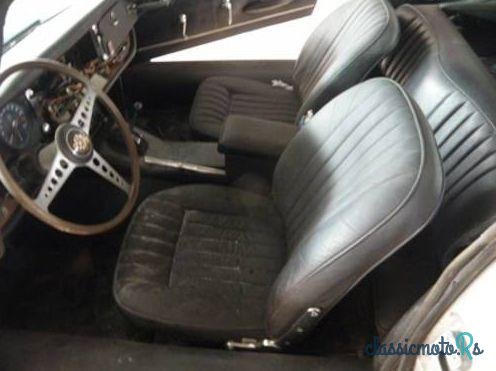 1967' Jaguar E Type E-Type S1 2+2 Coupe photo #2