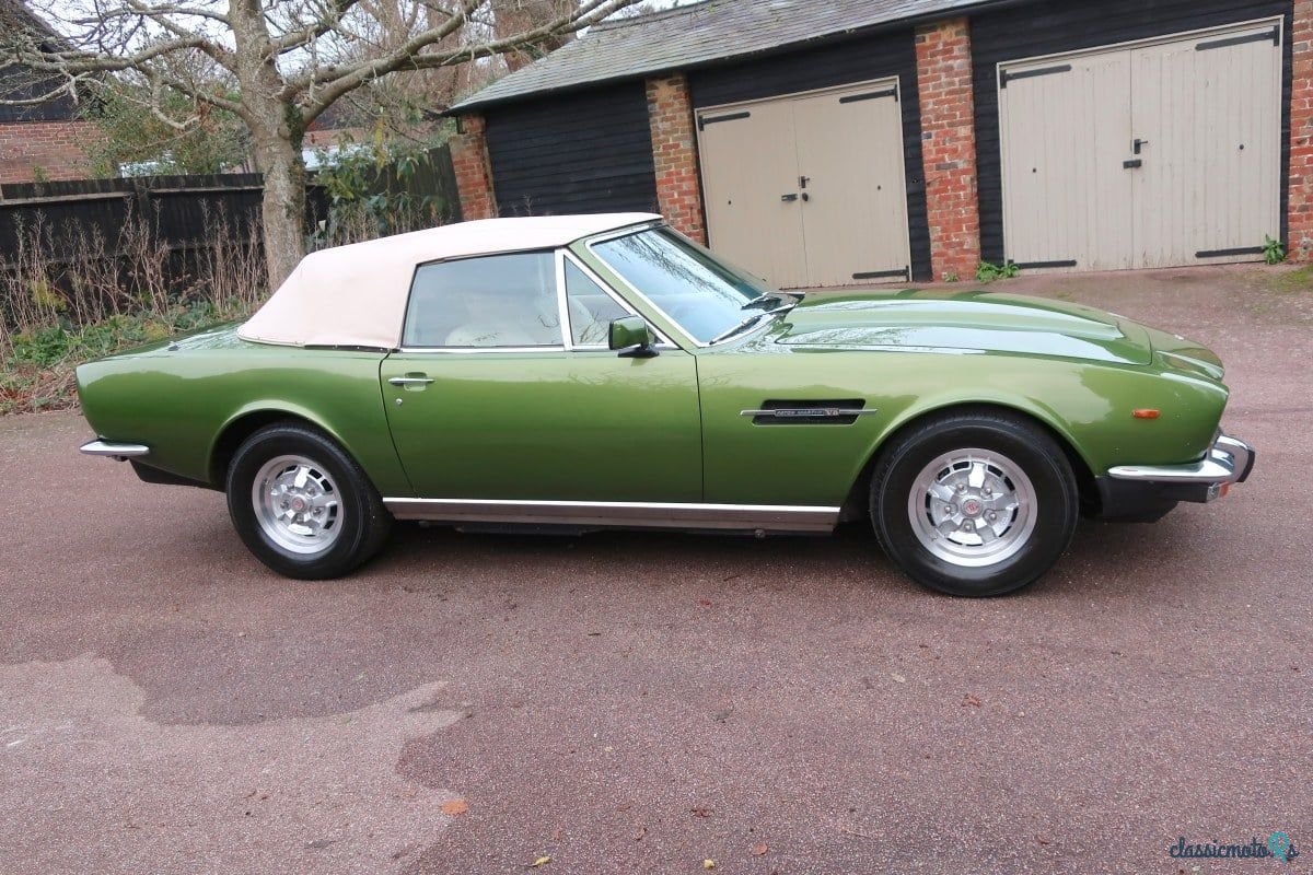 1979' Aston Martin V8 Volante photo #2