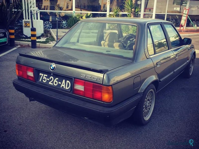 1988' BMW 320i photo #2