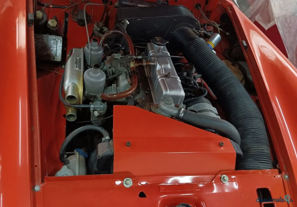 1975' MG Midget photo #3