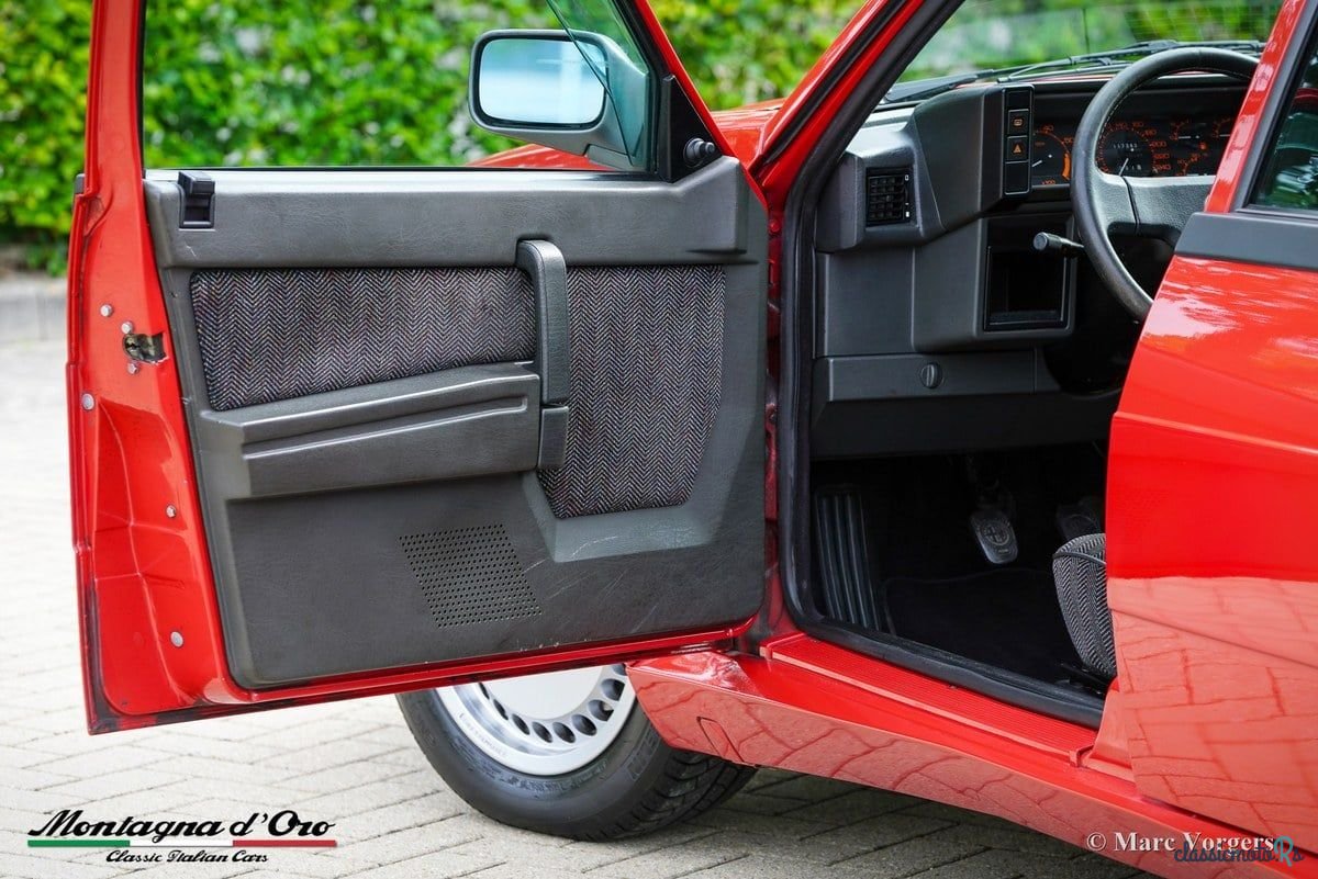 1988' Alfa Romeo 75 photo #4
