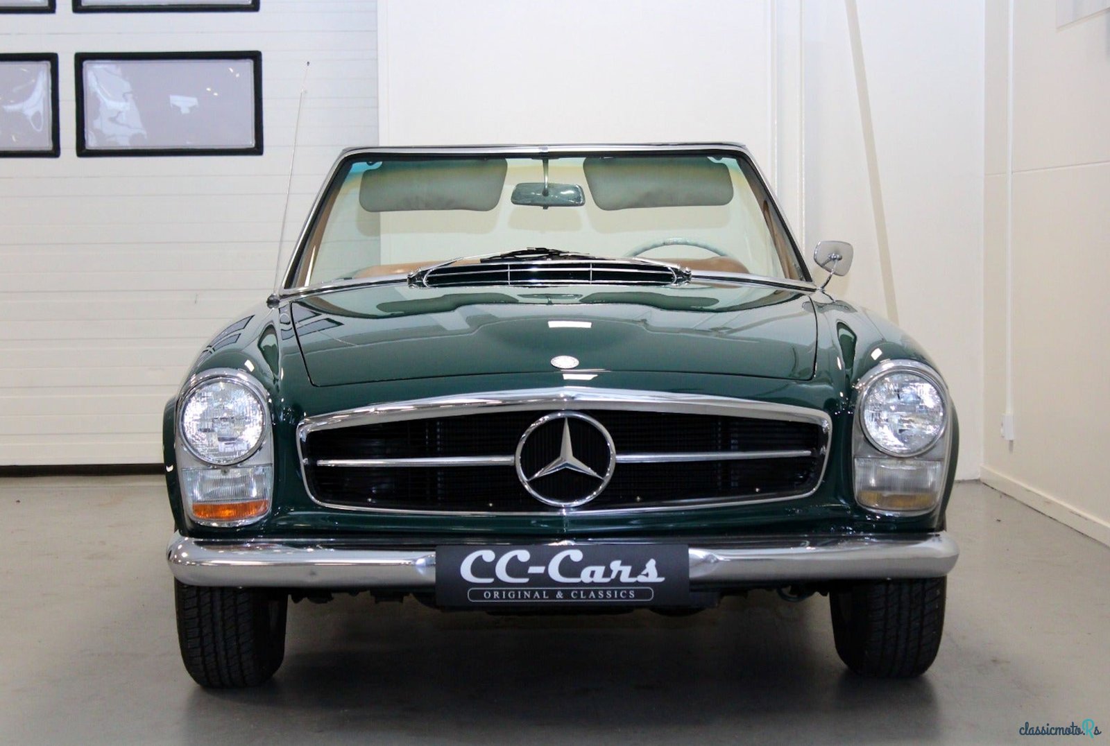 1966' Mercedes-Benz 230 photo #3