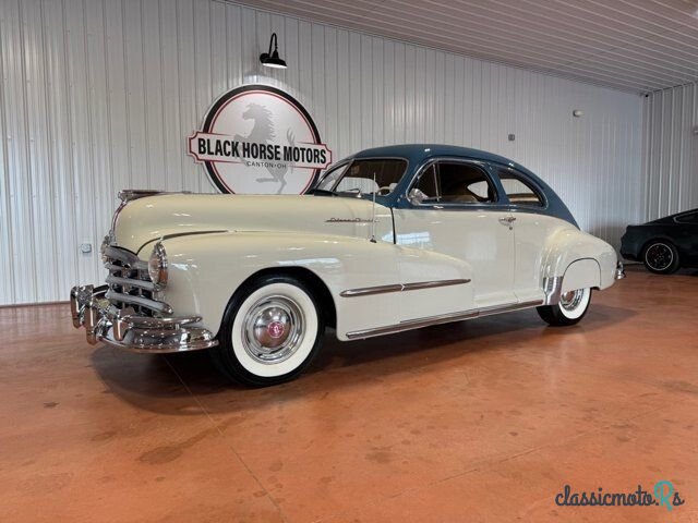 1948' Pontiac Streamliner photo #3