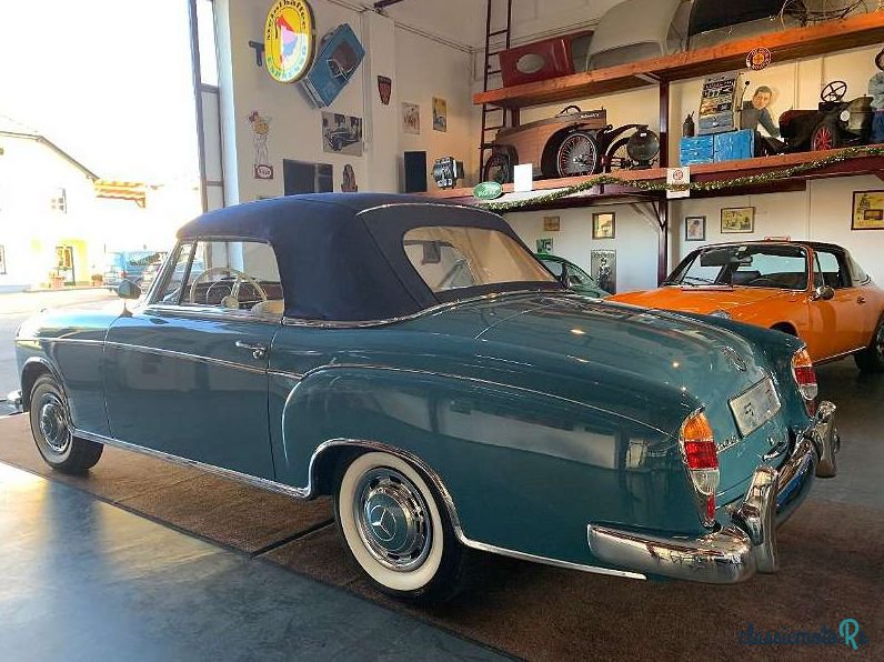 1958' Mercedes-Benz 220S photo #4