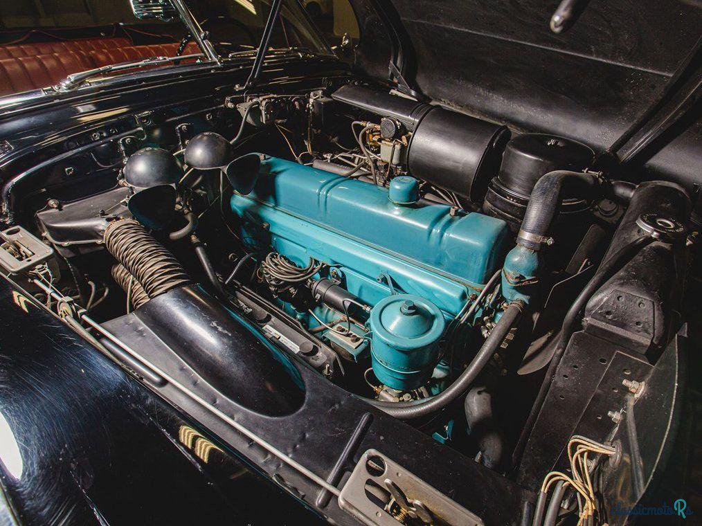 1949' Buick Roadmaster Convertible photo #2