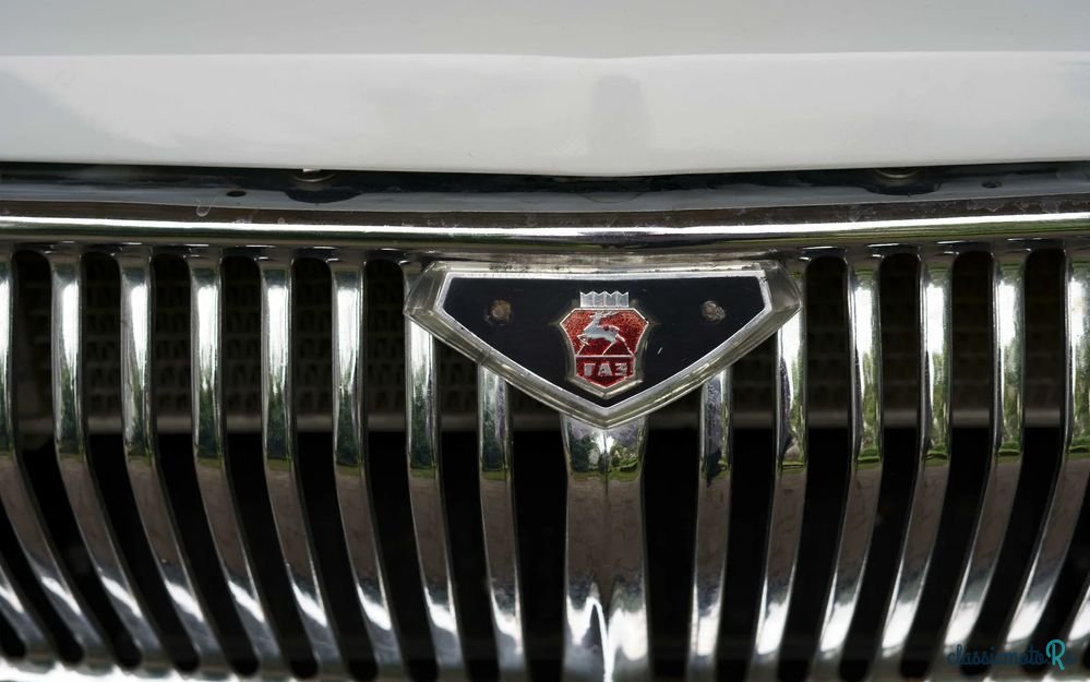 1977' Gaz 24 Wołga photo #3