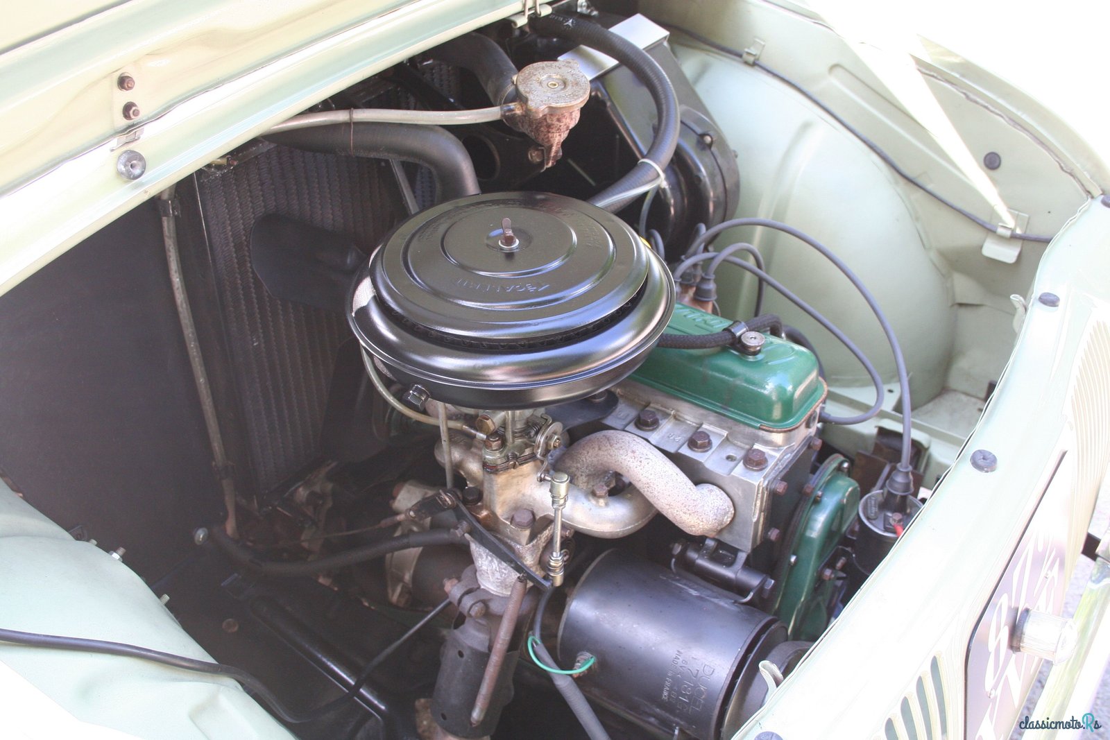 1957' Renault 5 photo #6