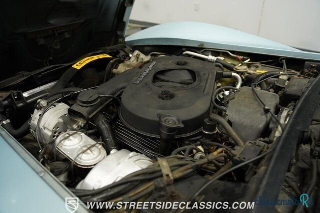 1982' Chevrolet Corvette photo #3