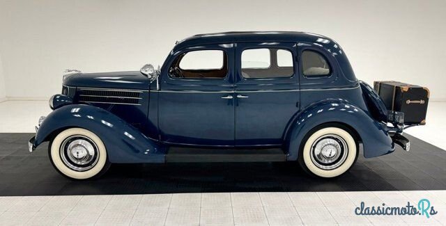 1936' Ford Model 68 photo #3