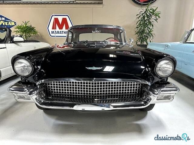 1957' Ford Thunderbird photo #2