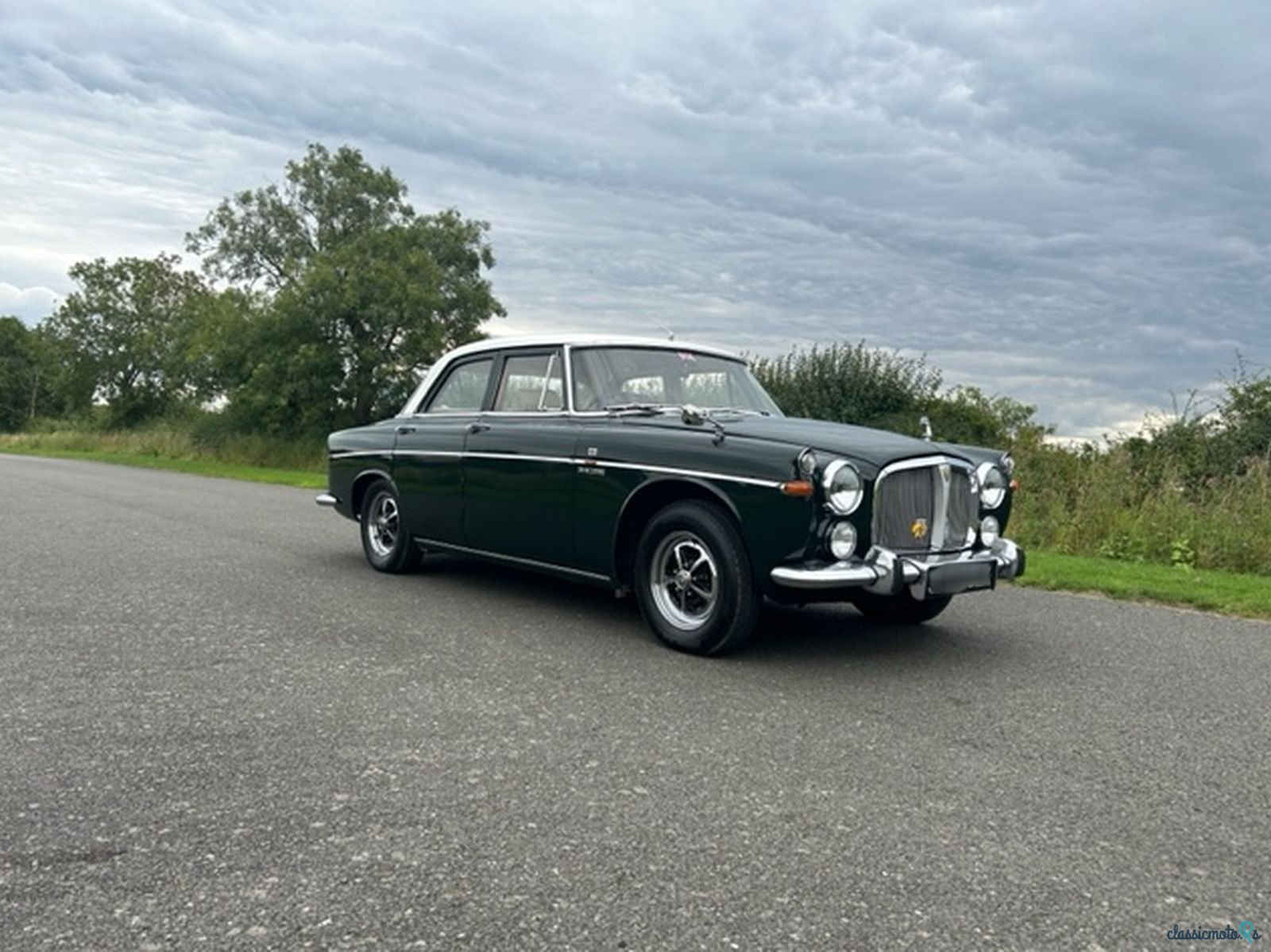 1972' Rover P5B Saloon photo #3