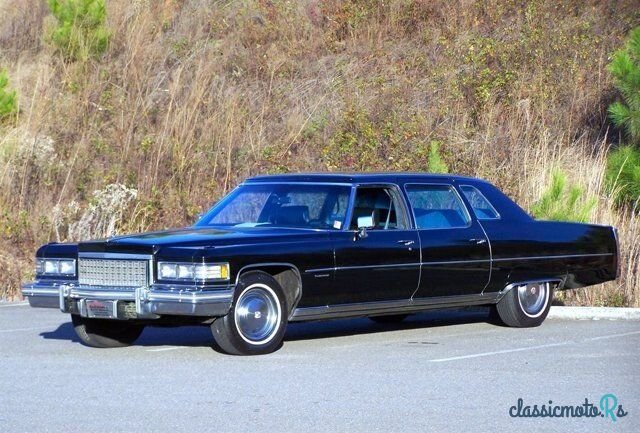 1976' Cadillac Fleetwood photo #1