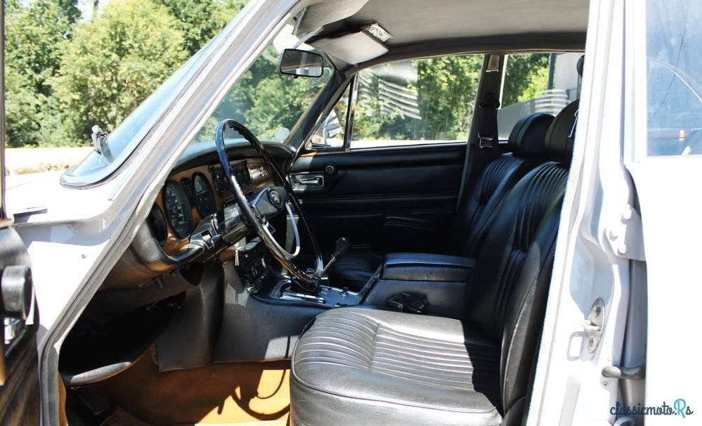 1980' Jaguar XJ photo #6