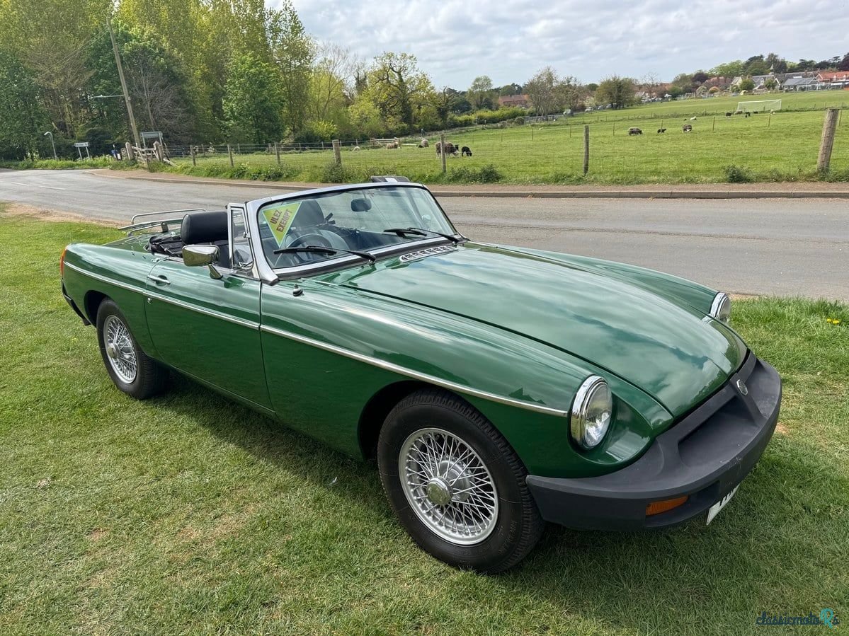 1980' MG MGB photo #1