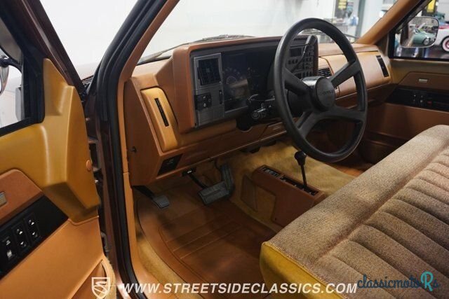 1989' Chevrolet Silverado 1500 photo #3