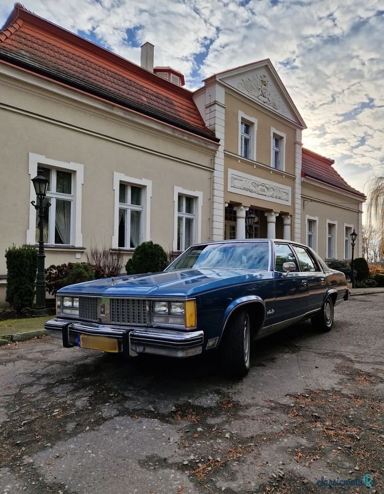 1978' Oldsmobile Regency photo #2