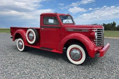 1948' Diamond T Model 201