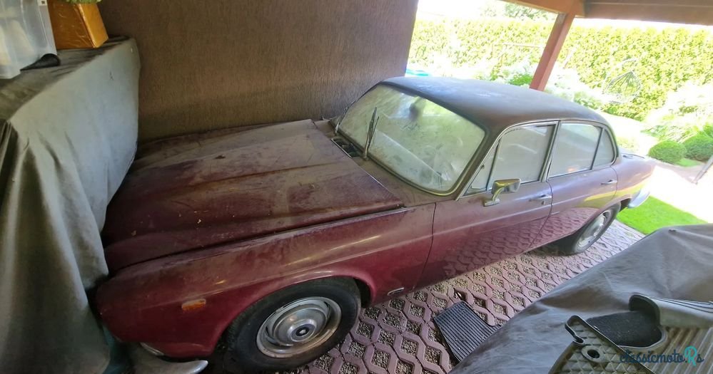 1973' Jaguar XJ photo #1
