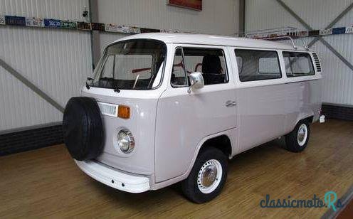 1977' Volkswagen Camper T2B 2.0L photo #3