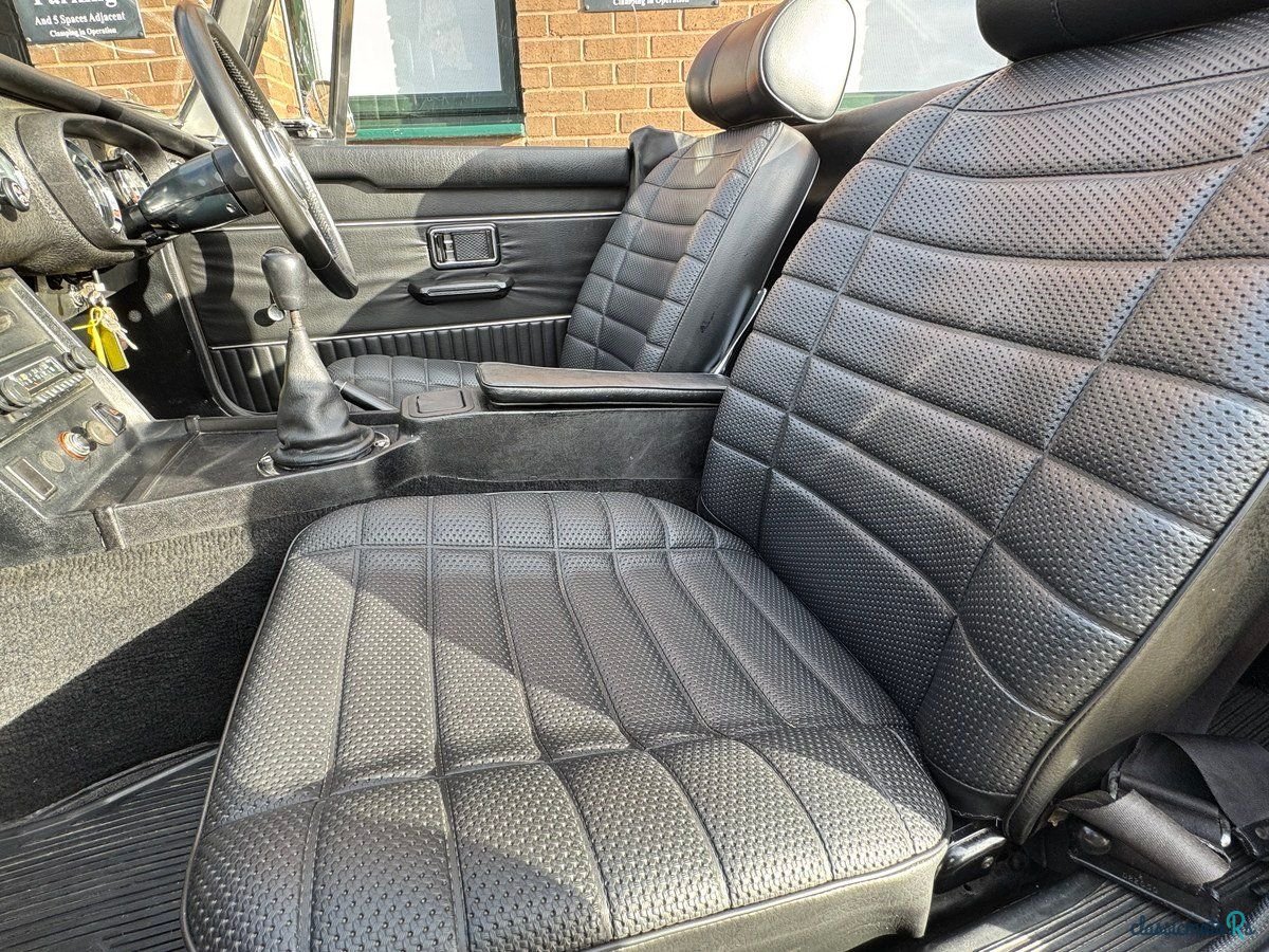 1974' MG MGB photo #3