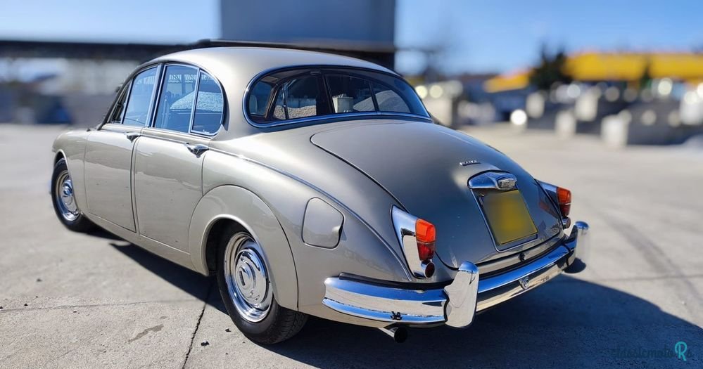 1966' Jaguar Mk II photo #6
