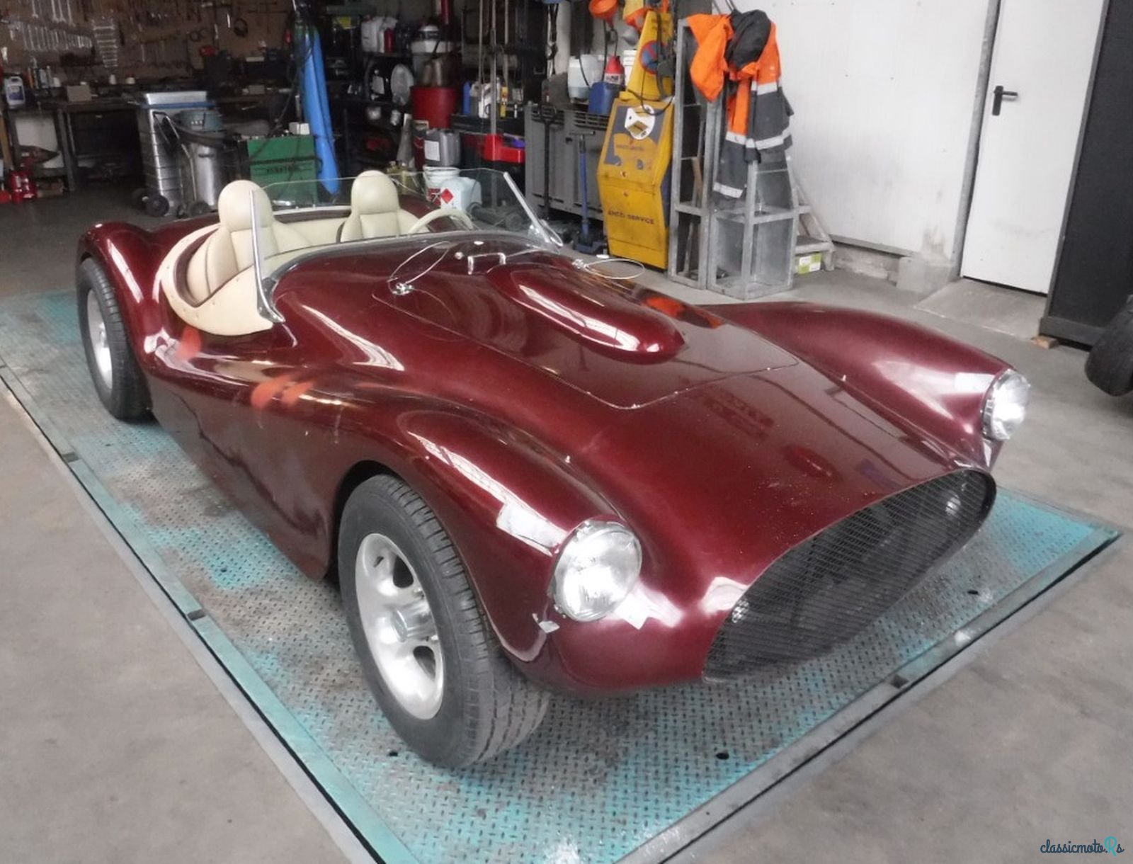 1953' Glasspar G2 photo #2