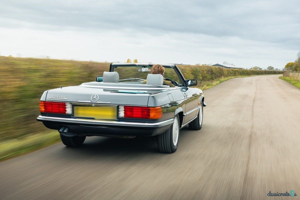 1989' Mercedes-Benz Sl Class photo #3